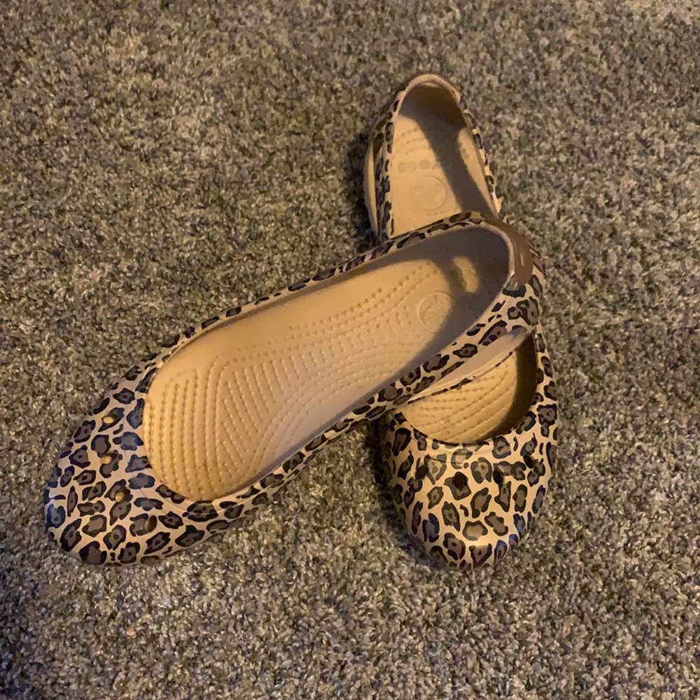 Crocs Women's  Leopard Print